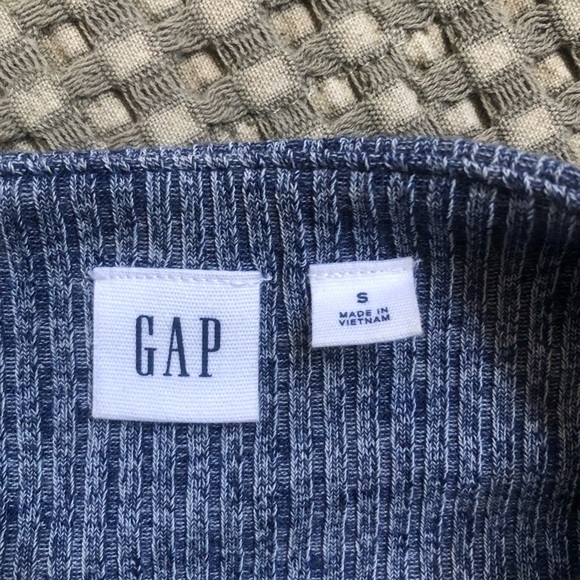 Gap. Size small jumpsuit. - Picture 6 of 7